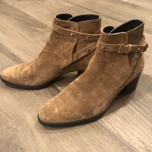 Tods brown suede ankle boots